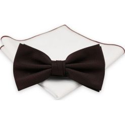 Burgundowa Mucha z Białą Poszetką -CHATTIER- Męska, Jednokolorowa, Gładka MUCH0541. Czerwone muszki męskie Chattier, na imprezę, w paski, eleganckie. Za 44,00 zł.