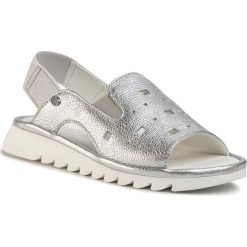 Sandały THE FLEXX - Square Wave-Metal Shimmer B222/49 Silver. Szare klapki damskie The Flexx, bez wzorów, ze skóry, bez obcasa. W wyprzedaży za 219,00 zł.