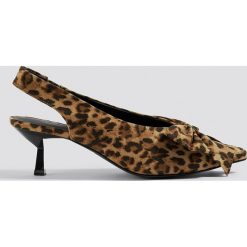 Buty ślubne damskie: NA-KD Shoes Czółenka z nadrukiem na niskim obcasie - Brown