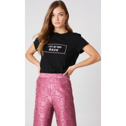 Rut&Circle T-shirt My Own Back - Black. Czarne t-shirty damskie marki Rut&Circle, z nadrukiem, z bawełny, bez kołnierzyka. W wyprzedaży za 40,47 zł.