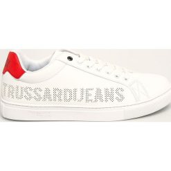 Trussardi Jeans - Buty. Białe sneakersy męskie Trussardi Jeans, z okrągłym noskiem, na sznurówki. W wyprzedaży za 319,90 zł.