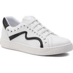 Sneakersy LIU JO - Tyra 07 B69003 P0102 White 01111. Białe półbuty damskie Liu Jo, ze skóry ekologicznej. W wyprzedaży za 449,00 zł.