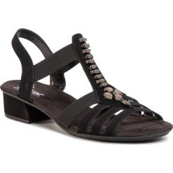 Sandały RIEKER - V6206-00 Schwarz. Czarne klapki damskie Rieker, z aplikacjami, ze skóry ekologicznej, bez obcasa, na obcasie. Za 239,00 zł.
