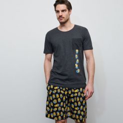 Bawełniana piżama Minionki - Szary. Szare piżamy męskie Reserved, s, z motywem z bajki, z bawełny, bez rękawów. Za 79,99 zł.