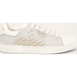 Emporio Armani - Buty. Białe buty sportowe damskie Emporio Armani, bez wzorów, ze skóry, sportowe. W wyprzedaży za 469,90 zł.