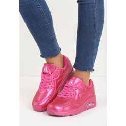 Fuksjowe Buty Sportowe Classic Nilda. Czarne buty sportowe damskie marki Born2be. Za 49,99 zł.
