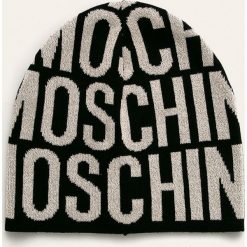 Moschino - Czapka. Różowe czapki damskie MOSCHINO, na zimę, z wiskozy. W wyprzedaży za 199,90 zł.