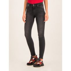 Jeansy Skinny Fit Tommy Jeans Nora DW0DW07407. Szare jeansy damskie Tommy Jeans. W wyprzedaży za 279,00 zł.