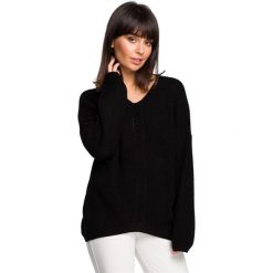 Sweter asymetryczny - czarny. Czarne swetry damskie BE, uniwersalny, bez wzorów, z jeansu, eleganckie, bez rękawów, bez kaptura. Za 129,00 zł.