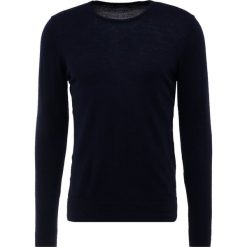 J.LINDEBERG Sweter navy. Niebieskie bez kategorii marki J.LINDEBERG, xxl, z wełny. Za 419,00 zł.
