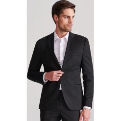 Marynarka garniturowa super slim fit - Czarny. Czarne marynarki garniturowe męskie Reserved. Za 299,99 zł.