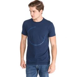 Scotch & Soda Koszulka Niebieski. Niebieskie podkoszulki męskie Scotch & Soda, l, z nadrukiem, z bawełny, z krótkim rękawem. Za 221,95 zł.