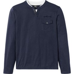 Shirt z długim rękawem i kieszonką. bonprix ciemnoniebieski. Niebieskie koszulki męskie bonprix, s, bez wzorów, bez kołnierzyka, z długim rękawem, długie. Za 54,99 zł.
