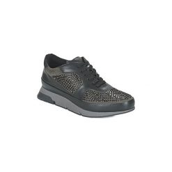 Buty Luciano Barachini OXFORD. Czarne trampki i tenisówki damskie marki Luciano Barachini, bez wzorów, bez zapięcia. Za 479,20 zł.