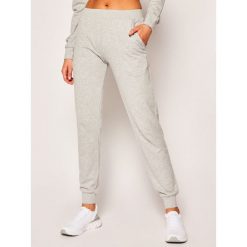 Spodnie dresowe Emporio Armani Underwear 163774 0P252 03748. Szare spodnie damskie Emporio Armani Underwear, xs, z dresówki. W wyprzedaży za 269,00 zł.