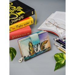 Skórzany portfel damski maledives skóra naturalna. Portfele damskie Merg Selection, z nadrukiem, ze skóry. Za 79,00 zł.