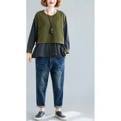 Bluzka w kolorze khaki-czarnym. Brązowe bluzki damskie Amato Rizzi, bez wzorów, z okrągłym kołnierzem, bez rękawów. W wyprzedaży za 139,95 zł.