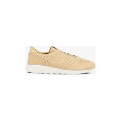 Buty New Balance Buty lifestylowe MRL420DB. Brązowe trampki męskie marki New Balance, bez wzorów, bez zapięcia. Za 287,25 zł.