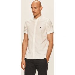 Tommy Hilfiger - Koszula. Białe koszule męskie TOMMY HILFIGER, s, bez wzorów, z bawełny, casualowe, button down, z krótkim rękawem. W wyprzedaży za 199,90 zł.