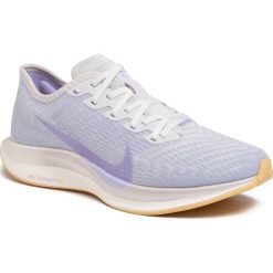 Buty NIKE - Zoom Pegasus Turbo 2 AT8242 004 Platinum Tint/Lavender Mist. Fioletowe buty sportowe damskie Nike, bez wzorów, z tworzywa sztucznego, sportowe, do biegania, nike zoom. Za 759,00 zł.