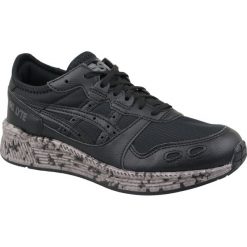 Asics HyperGel-Lyte 1191A018-001 buty sneakers, buty sportowe męskie czarne 40,5. Czarne buty sportowe męskie Asics lifestyle, z tkaniny, bez zapięcia. W wyprzedaży za 399,99 zł.