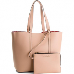 Torebka CALVIN KLEIN - Inside Out Large Sho K60K604301 901. Brązowe torebki klasyczne damskie Calvin Klein, ze skóry ekologicznej, duże. W wyprzedaży za 479,00 zł.