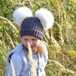 Czapka 2 pompony Merynos Dziecięca. Brązowe czapeczki niemowlęce marki Pakamera, ze skóry. Za 79,00 zł.