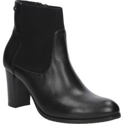 Botki casu 410. Botki damskie Casu, bez obcasa, bez zapięcia. Za 279,99 zł.