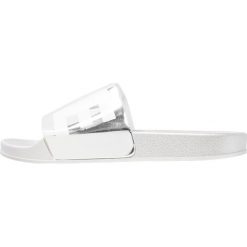 Chodaki damskie: XTI Klapki plata