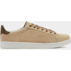 Buty męskie: Zamszowe buty sportowe w piaskowym kolorze