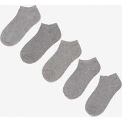5-pack Ciemnoszare Skarpety Delmavia. Szare skarpetki damskie Born2be, bez wzorów. W wyprzedaży za 29,99 zł.