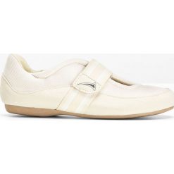 Baleriny bonprix beżowo-szary. Szare baleriny damskie bonprix, bez wzorów, bez obcasa. Za 84,99 zł.