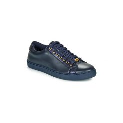 Buty André BERKELEY. Niebieskie trampki i tenisówki damskie Andre, bez wzorów, bez zapięcia. Za 359,00 zł.