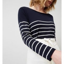 Sweter w kolorze granatowo-białym. Niebieskie bez kategorii marki Rodier, z kaszmiru. W wyprzedaży za 152,95 zł.