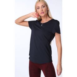 T-shirt luźny fason granatowy MR16618. Niebieskie t-shirty damskie marki Fasardi, s, bez wzorów, bez kołnierzyka. Za 39,00 zł.