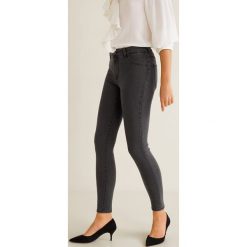 Mango - Jeansy Jane. Szare jeansy damskie skinny marki Mango, z elastanu. Za 79,90 zł.
