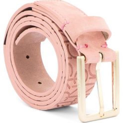 Pasek Damski CALVIN KLEIN - Logo Embossed Belt N K60K604326 75 628. Różowe paski damskie marki Calvin Klein, w paski, ze skóry. W wyprzedaży za 219,00 zł.
