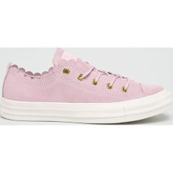 Converse - Tenisówki. Różowe trampki i tenisówki damskie Converse, bez wzorów, ze skóry, na sznurówki. W wyprzedaży za 279,90 zł.