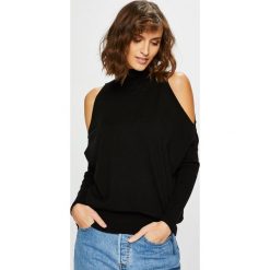 Guess Jeans - Sweter Filippa. Czarne golfy damskie marki Guess Jeans, s, z aplikacjami, z elastanu. Za 319,90 zł.