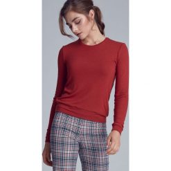 Bluzka dzianinowa w rdzawym kolorze. Czerwone bluzki sportowe damskie NIFE, xl, bez wzorów, z wiskozy, bez kołnierzyka, bez rękawów, bez kaptura. Za 149,00 zł.