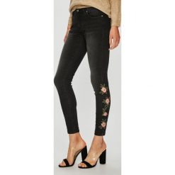 Only - Jeansy Kendell. Szare rurki damskie ONLY. Za 219,90 zł.