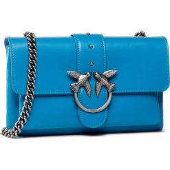 Torebka PINKO - Love Mini Soft Simply Cl. 20201 PRR 1P21KU.Y5FF Light Blue F23. Niebieskie torebki klasyczne damskie Pinko, bez wzorów, ze skóry, eleganckie, bez dodatków. Za 1079,00 zł.