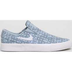 Nike - Tenisówki SB Zoom Janoski Slip RM. Niebieskie trampki i tenisówki damskie Nike, bez wzorów, z materiału, bez zapięcia. W wyprzedaży za 299,90 zł.