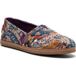 Półbuty TOMS - Classic 10012494 Liberty Paisley. Szare półbuty damskie marki Toms, na co dzień, bez wzorów, z tworzywa sztucznego, bez obcasa, na płaskiej podeszwie, bez zapięcia. W wyprzedaży za 229,00 zł.