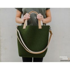 Marmollada - torebka filcowa śr LEŚNA do ręki. Torebki klasyczne damskie Pakamera, bez wzorów, do ręki, średnie, bez dodatków. Za 330,00 zł.