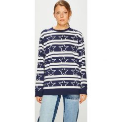 Calvin Klein Performance - Bluza. Niebieskie bluzy damskie Calvin Klein Performance, s, z nadrukiem, z bawełny, bez rękawów, bez kaptura. W wyprzedaży za 329,90 zł.