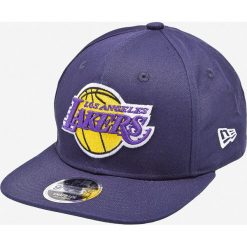 New Era - Czapka Los Angeles Lakers. Niebieskie czapki męskie marki New Era. W wyprzedaży za 99,90 zł.