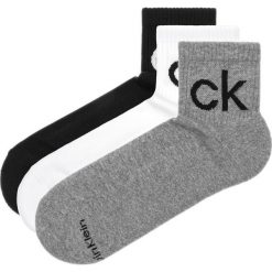 Calvin Klein 3-pack Skarpetki Czarny Biały Szary. Szare skarpetki męskie z elastanu. Za 78,95 zł.