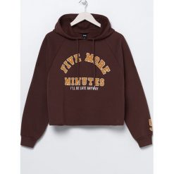 Bluza z nadrukiem - Brązowy. Pomarańczowe bluzy damskie Sinsay, s, z nadrukiem, bez rękawów, bez kaptura. Za 49,99 zł.