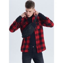Koszula w kratę - Czerwony. Czerwone koszule męskie marki Cropp, s. Za 79,99 zł.